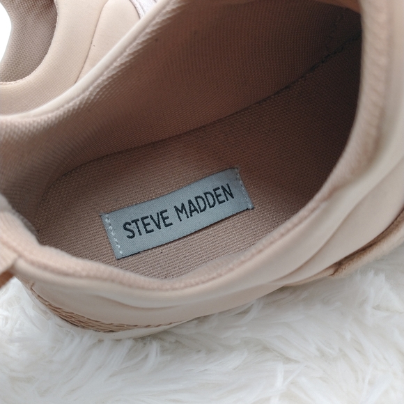 Steve Madden Lancer Blush Pinkish Tan Trainers Sneakers Lace Up Women's Size 6.5 - Picture 7 of 9